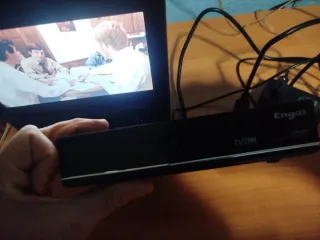 TV con DVD, CD, USB, SD JVC