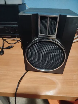 TV con DVD, CD, USB, SD JVC