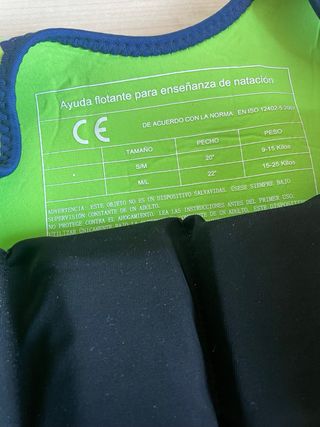 Chaleco flotador infantil tiburón