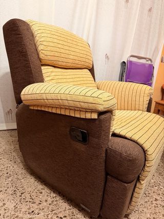 Sillón reclinable tela marrón y amarillo