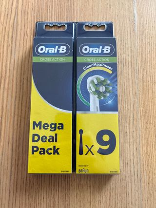 Oral-B Cross Action Mega Deal Pack x9
