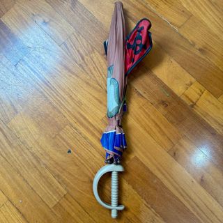 Paraguas infantil pirata casi nuevo