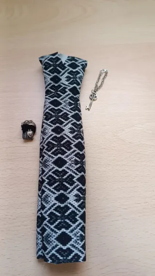 Vestito Barbie con fantasia geometrica