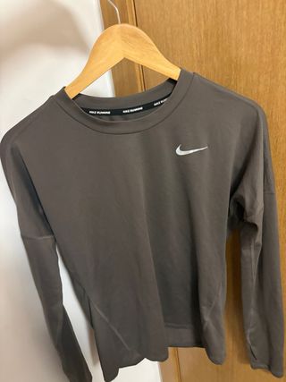 Camiseta Nike Running Marrón Manga Larga