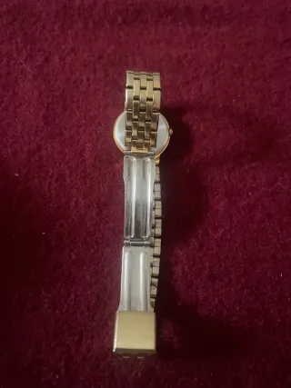Reloj Seiko Quartz Vintage Mujer Dorado