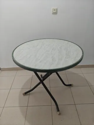 Mesa redonda jardín metálica imitación mármol