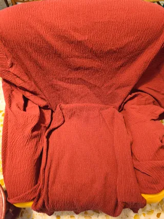 Copri poltrona in tessuto rosso