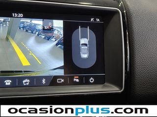 Jaguar F-PACE 2.0L i4D Pure RWD 132 kW (180 CV)