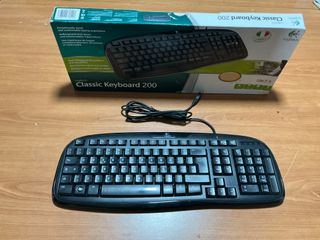 Tastiera USB Logitech Classic Keyboard 200 qwerty