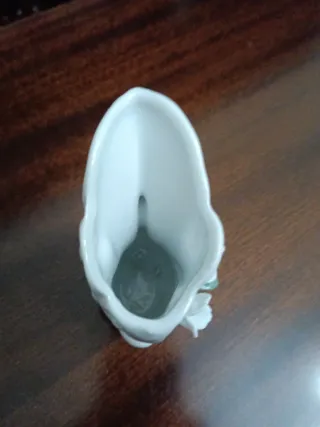 Jarrón porcelana cisne flores rosa blanco