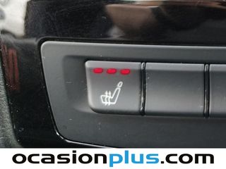 Infiniti Q30 1.6T Premium 90 kW (122 CV)