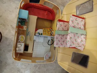 Caravana, monovolumen y familia  erizos Sylvanian