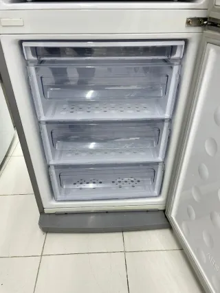 Nevera Samsung Combi Plata