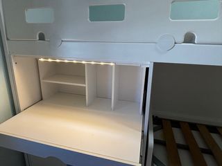 Cama tren con escritorio