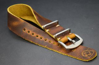 Correa de reloj NATO de cuero hecha a mano