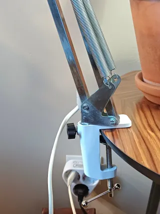 Lámpara flexo vintage plateada metal