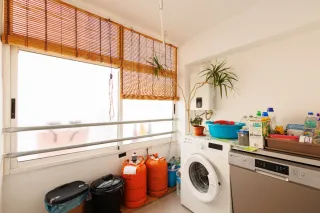 Habitación en piso compartido con otra persona