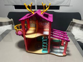Casa de muñecas ENCHANTIMALS