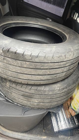 2 Ruedas Goodyear 215/65 R16
