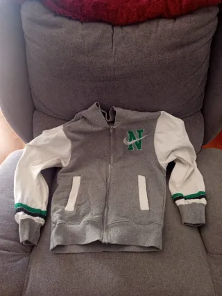 Sudadera Nike gris con cremallera/original