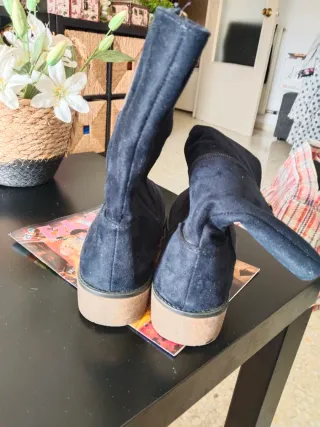 Botines azules de ante