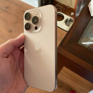 IPHONE 16 PRO 256GB + ACCESSORI