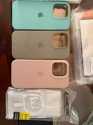 IPHONE 16 PRO 256GB + ACCESSORI