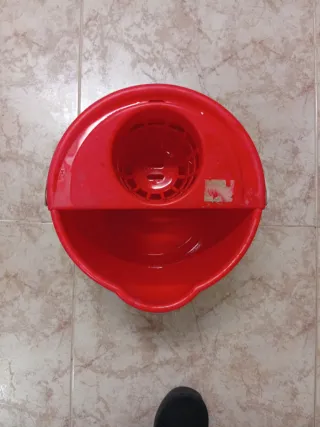 Regalo Cubo para fregar rojo
