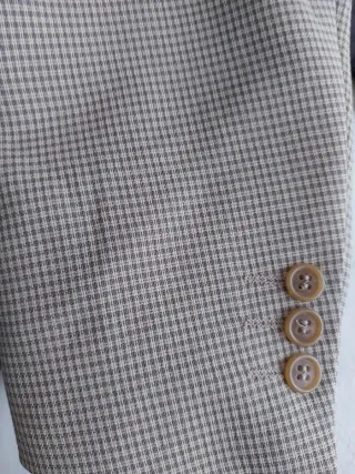 Americana cuadros beige y verde