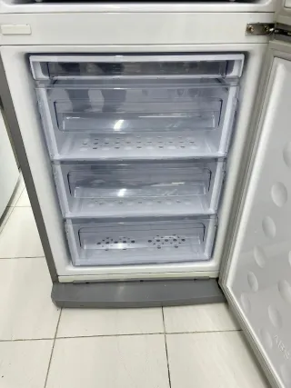 Nevera Samsung Combi Plata