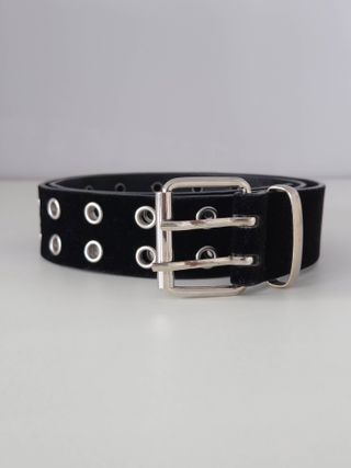 Cinturón Terciopelo con Ojales Metálicos