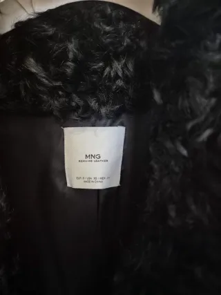 Abrigo pelo Piel Cordero Astracán Negro.