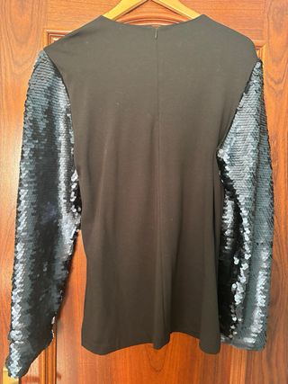 Blusa Uterqüe mangas lentejuelas