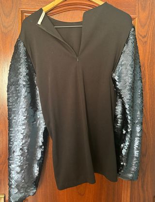 Blusa Uterqüe mangas lentejuelas