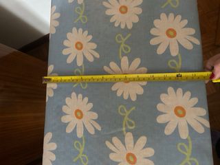 Tabla de planchar con funda de flores