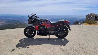Kawasaki GPZ 900R Top Gun