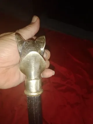 Antiguo bastón con empuñadura de elefante
