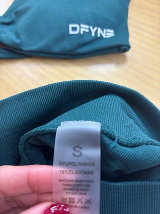 Conjunto deportivo DFYNE verde