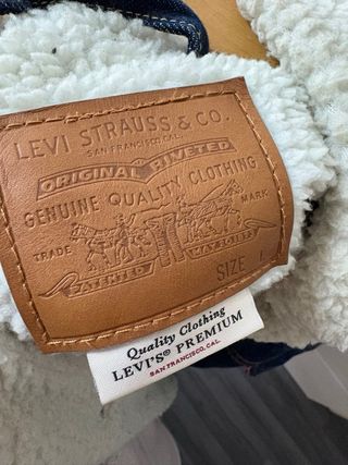 Cazadora Levi's vaquera con borrego Talla L
