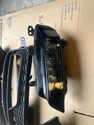 Rejillas Antiniebla Audi A1 Delanteras