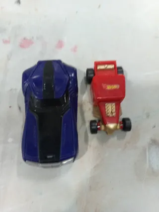 2 Coches Hot Wheels