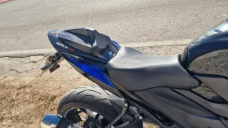 Cubierta asiento trasero colín Suzuki GSX S750