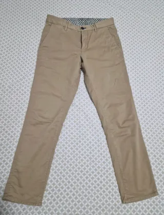 Pantalón chino hombre beige