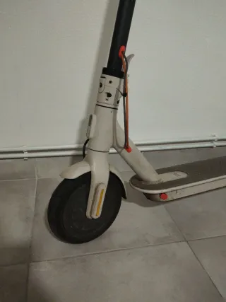 Patinete Eléctrico Blanco