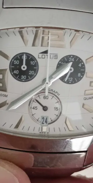 Reloj cronómetro LOTUS