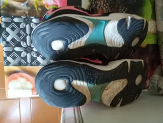 Zapatillas Reebok Negras y Rosas