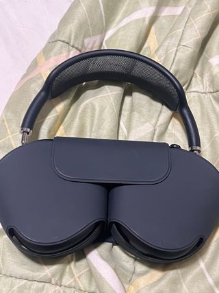 Apple AirPods Max Space Gray