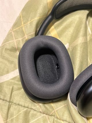 Apple AirPods Max Space Gray