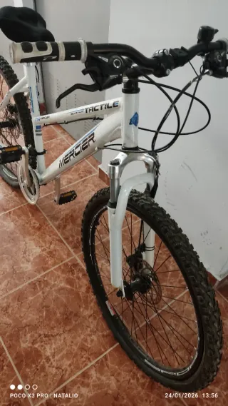 Bicicleta Mercier TACTILE blanca