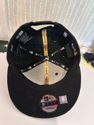 Gorra NBA New Era Negra Gris